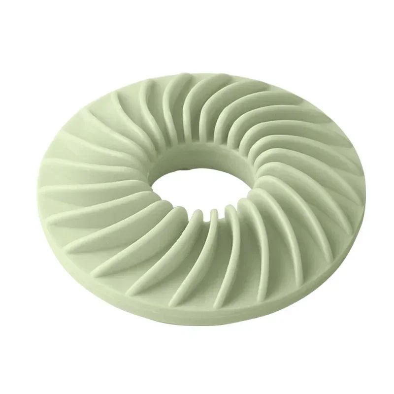 Green ridged round TPR slow-feeding frisbee toy