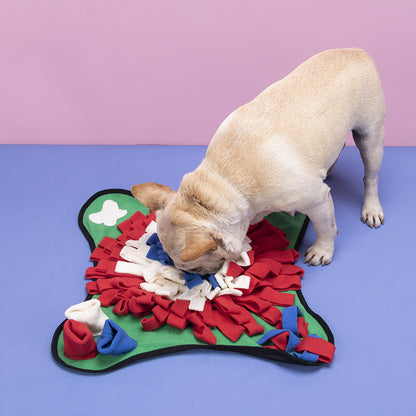 Petcare foraging sniffing pad in green with red, blue and white fleece strips