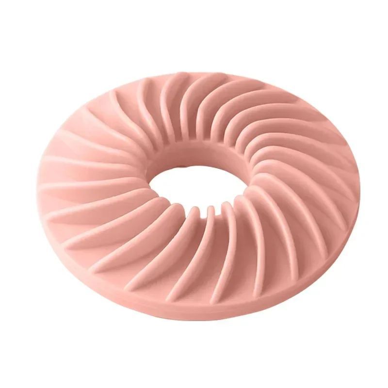 Pink ridged round TPR slow-feeding frisbee toy