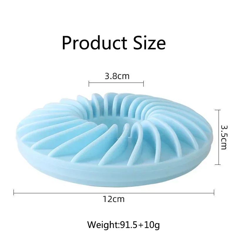 Blue pet feeding frisbee size: 12 cm diameter, 3.8 cm height
