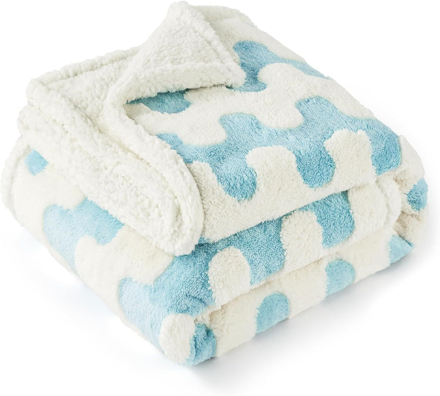 Pet waterproof blanket, white and light blue cloud pattern, plush sherpa fleece